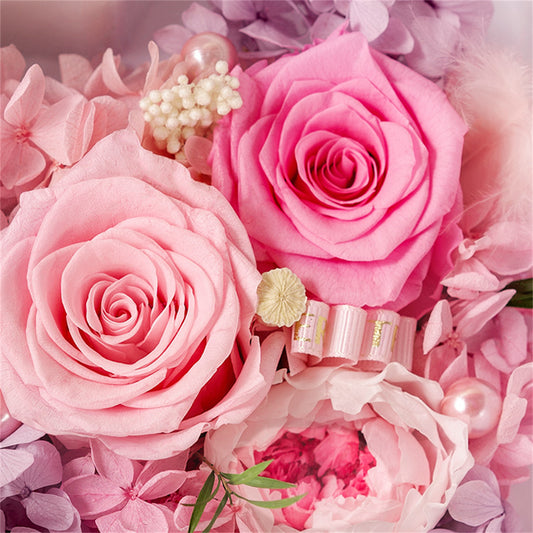 Heart's Radiance - Pink Forever Flowers Lamp