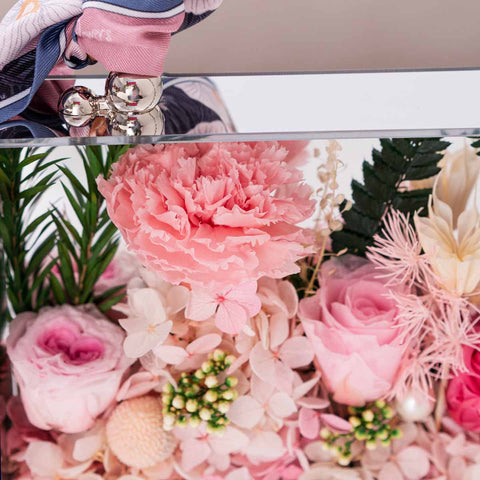 Light Pink Forever Roses Mirror Handbag - Flowersong | Preserved Roses in Full Bloom